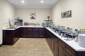 DoubleTree Suites by Hilton Dayton - Miamisburg