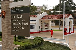 Four Points by Sheraton Little Rock Midtown