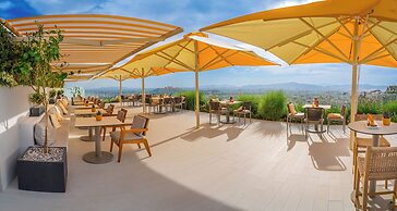 St. George Lycabettus Lifestyle Hotel