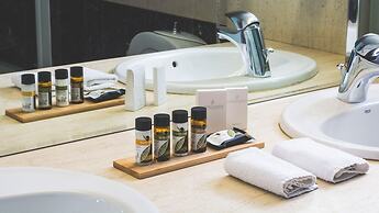 St. George Lycabettus Lifestyle Hotel