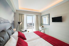 St. George Lycabettus Lifestyle Hotel