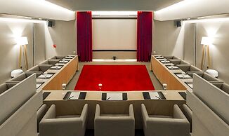 St. George Lycabettus Lifestyle Hotel