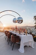 St. George Lycabettus Lifestyle Hotel