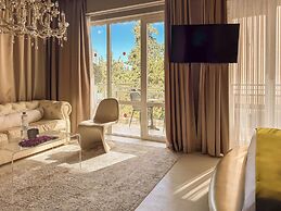 St. George Lycabettus Lifestyle Hotel