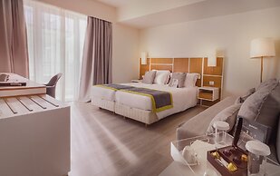 St. George Lycabettus Lifestyle Hotel