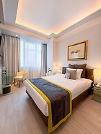 St. George Lycabettus Lifestyle Hotel