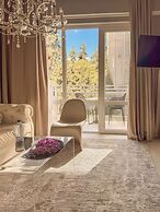 St. George Lycabettus Lifestyle Hotel