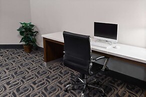 Days Inn & Suites by Wyndham Northwest Indianapolis