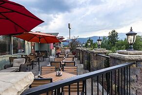 Best Western Plus Tree House