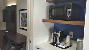 Holiday Inn Express & Suites Mississauga-Toronto Southwest, an IHG Hot