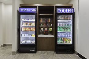 Holiday Inn Express & Suites Mississauga-Toronto Southwest by IHG