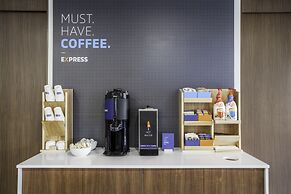 Holiday Inn Express & Suites Mississauga-Toronto Southwest by IHG