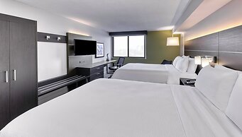 Holiday Inn Express & Suites Mississauga-Toronto Southwest by IHG