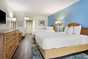 Tropical Winds Oceanfront Hotel