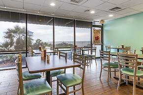 Tropical Winds Oceanfront Hotel