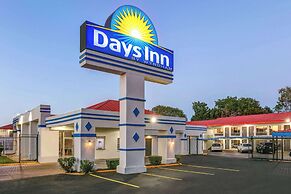 Days Inn by Wyndham South Fort Worth