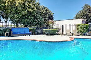 Days Inn by Wyndham South Fort Worth