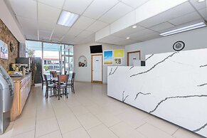 Days Inn by Wyndham South Fort Worth