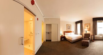 Hilton Cincinnati Netherland Plaza