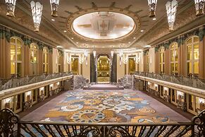 Hilton Cincinnati Netherland Plaza