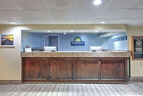 Days Inn by Wyndham Greenville MS