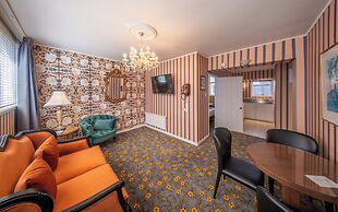 Prince's Gate Hotel