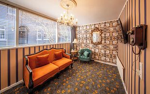 Prince's Gate Hotel