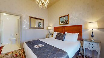 Prince's Gate Hotel
