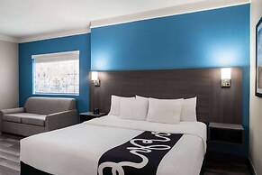 La Quinta Inn & Suites by Wyndham Round Rock North