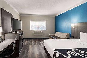 La Quinta Inn & Suites by Wyndham Round Rock North