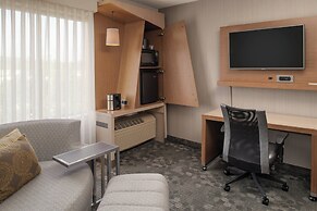 Courtyard by Marriott Portland Airport