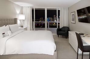 DoubleTree by Hilton Grand Hotel Biscayne Bay
