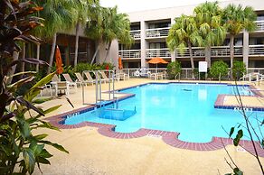Doubletree by Hilton Houston Hobby Airport
