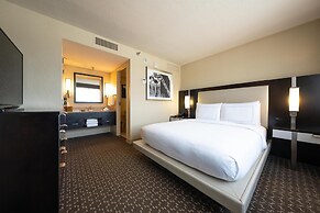 Doubletree by Hilton Houston Hobby Airport