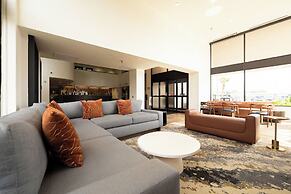 Doubletree by Hilton Houston Hobby Airport
