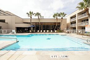 Doubletree by Hilton Houston Hobby Airport