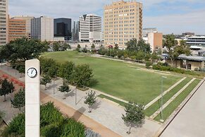 Wyndham Midland Downtown