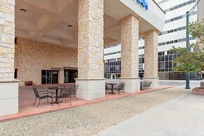Wyndham Midland Downtown