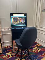 Park Inn by Radisson Sharon