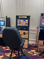 Park Inn by Radisson Sharon