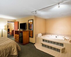 Quality Inn and Conference Center Greeley Downtown
