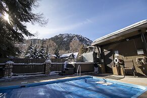 Aspen Mountain Lodge