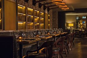 The Mayflower Hotel, Autograph Collection