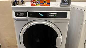 Holiday Inn Toronto - Int'l Airport by IHG