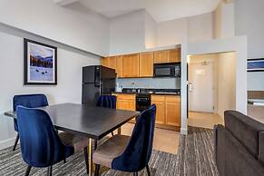 Best Western Premier Denver East