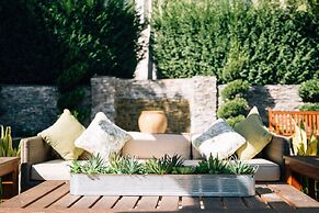 Belamar Hotel Manhattan Beach, Tapestry Collection by Hilton