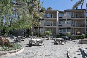 Belamar Hotel Manhattan Beach, Tapestry Collection by Hilton