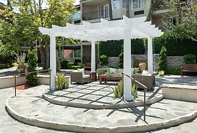 Belamar Hotel Manhattan Beach, Tapestry Collection by Hilton