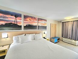 Days Inn by Wyndham McAllen