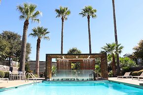 Ramada by Wyndham Del Rio